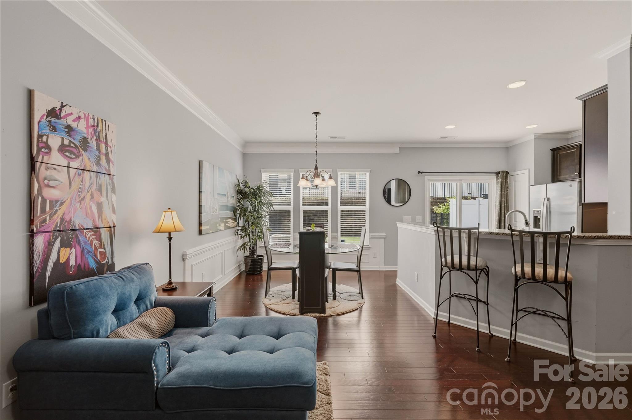 2433 Diplomat Lane