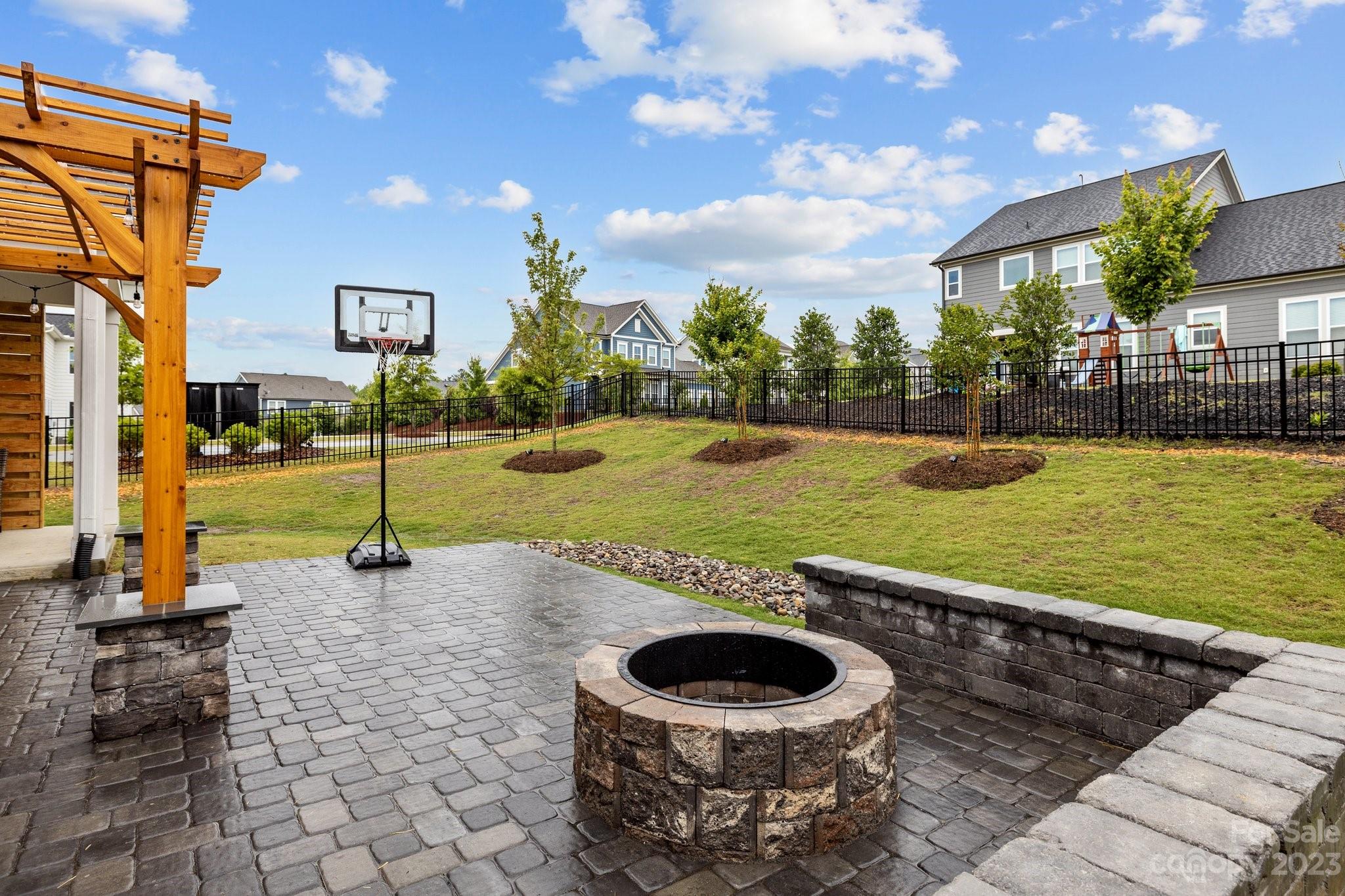 Paddlers Cove - Residential