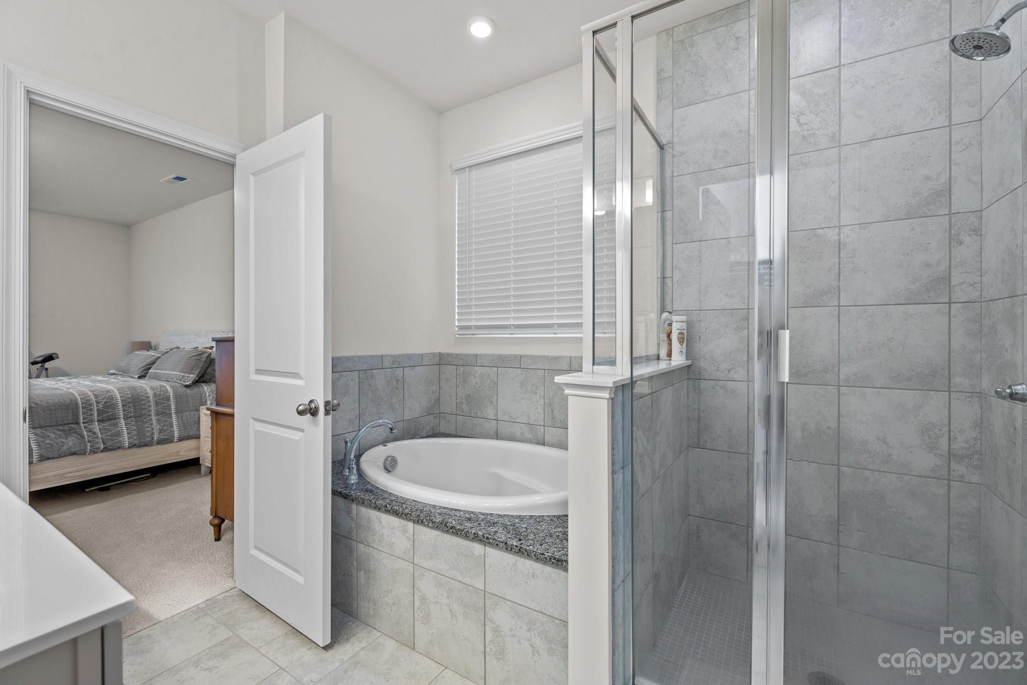 Paddlers Cove - Residential