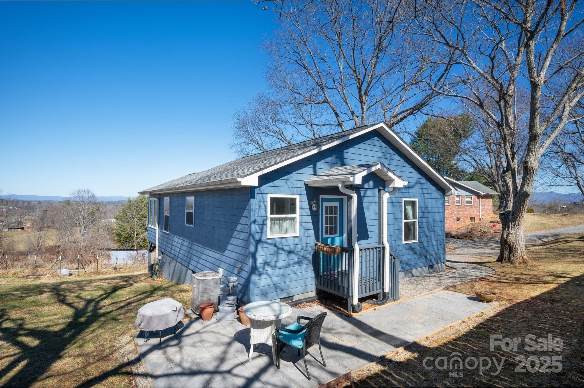 112 Dix Creek Chapel Road