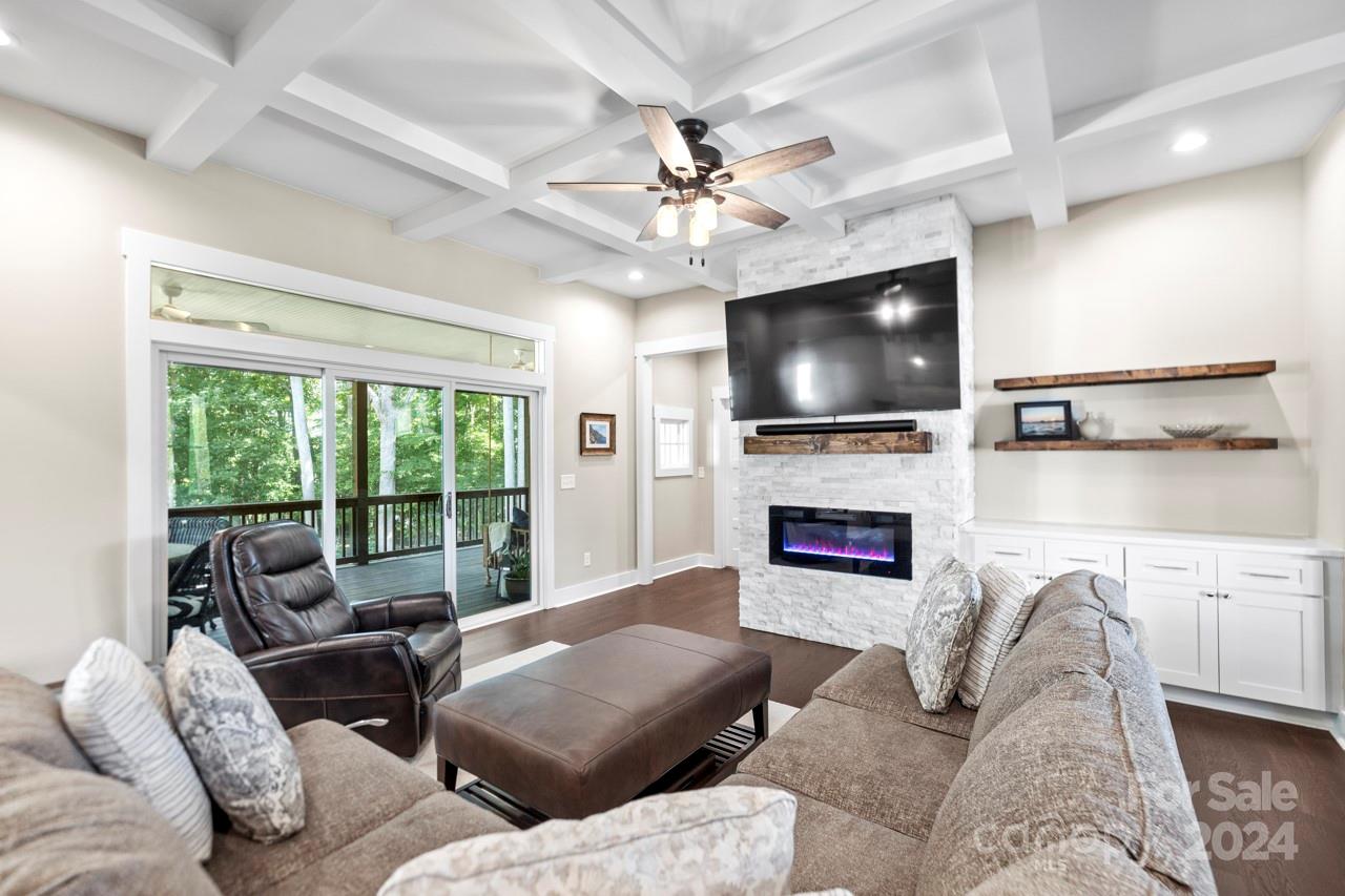 Jetton Crossing - Residential