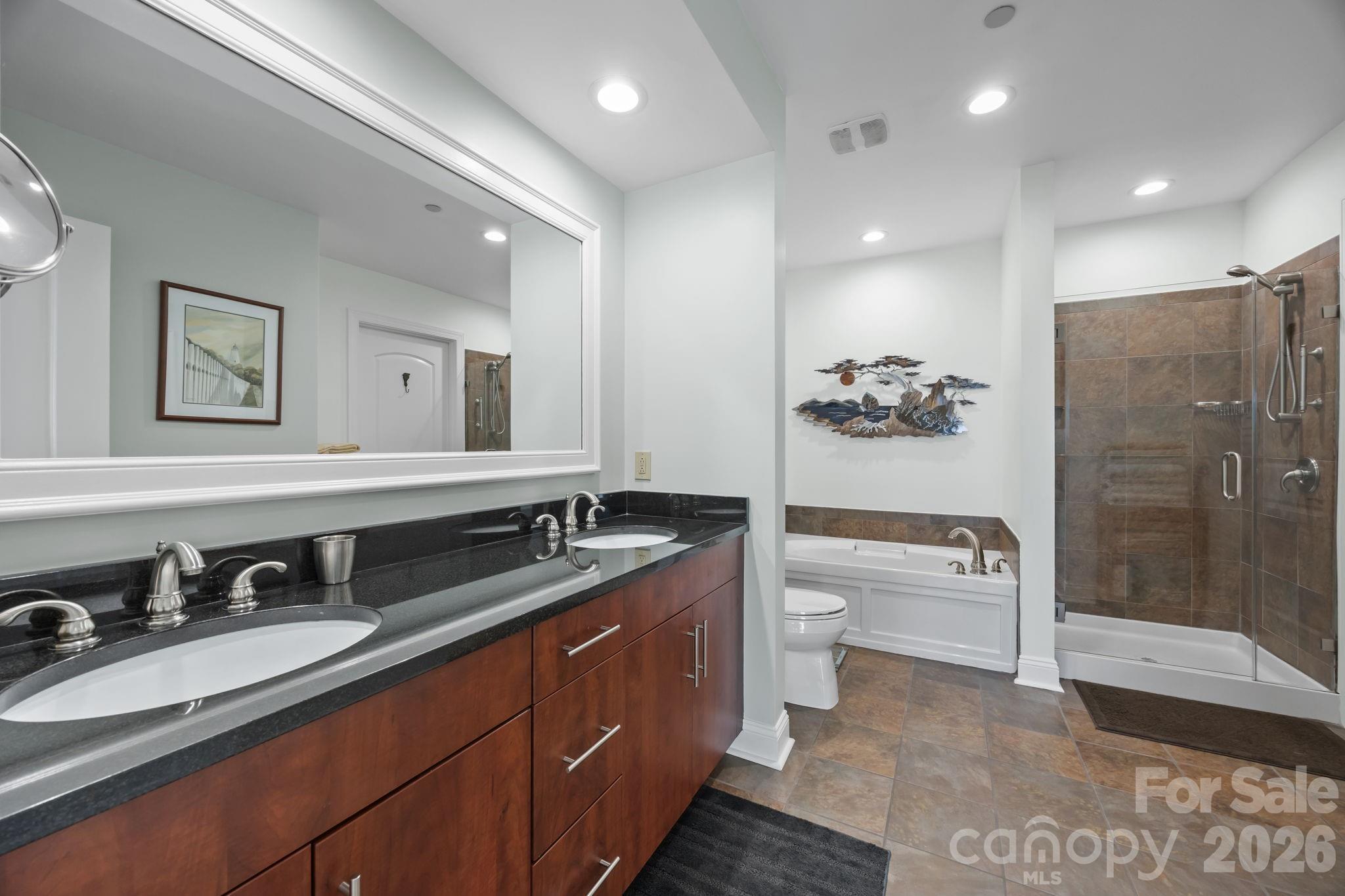 Royal Court - Residential