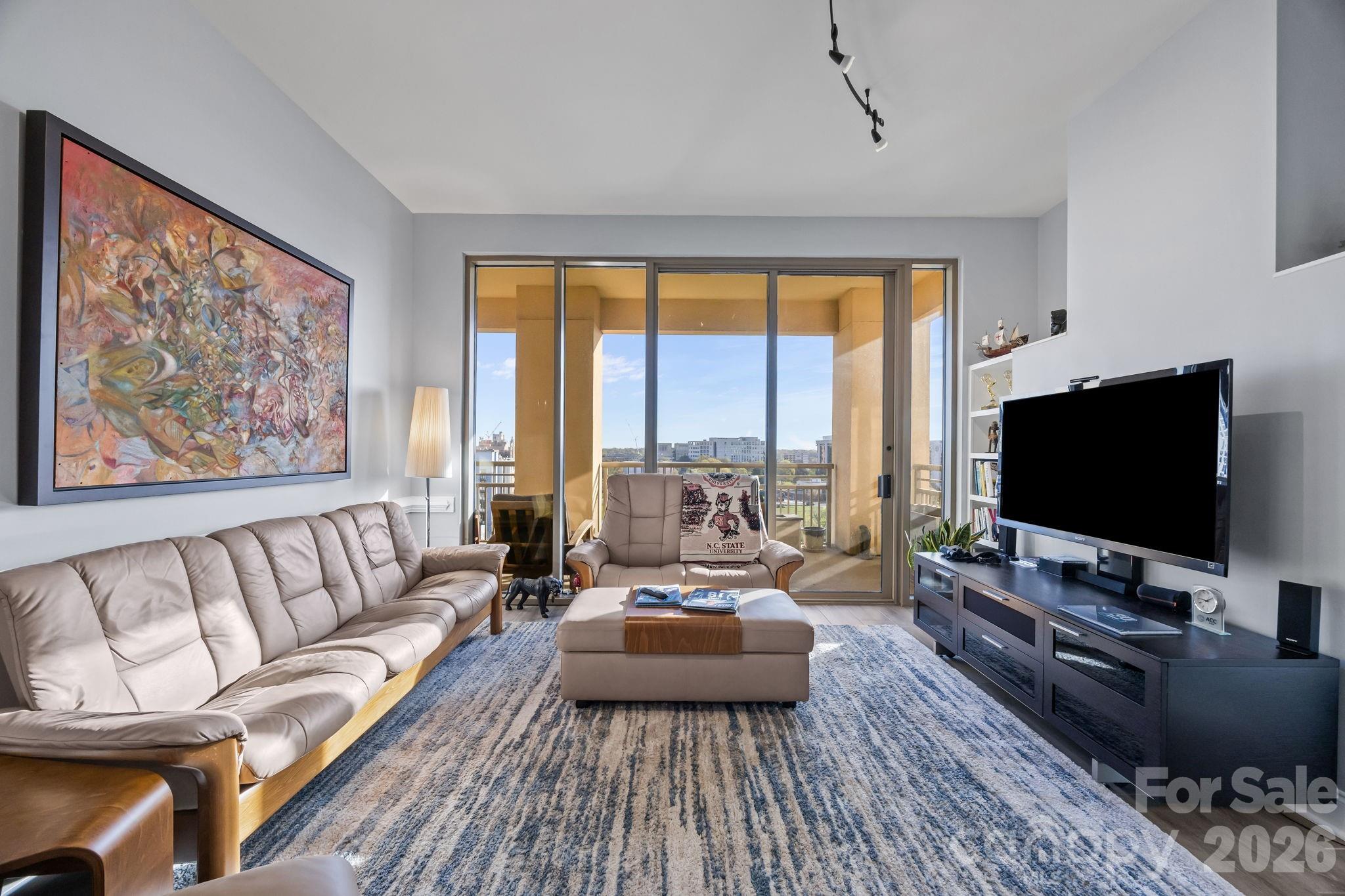 Royal Court - Residential