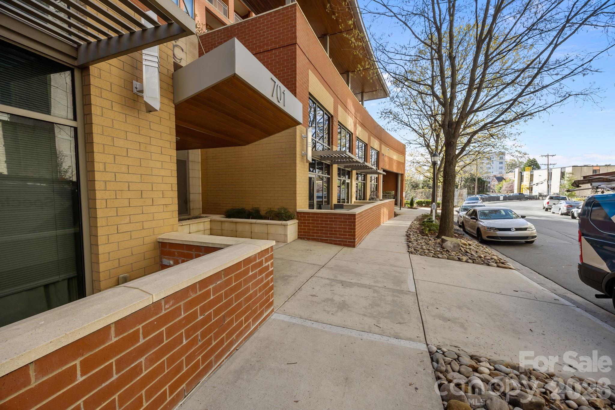 Royal Court - Residential