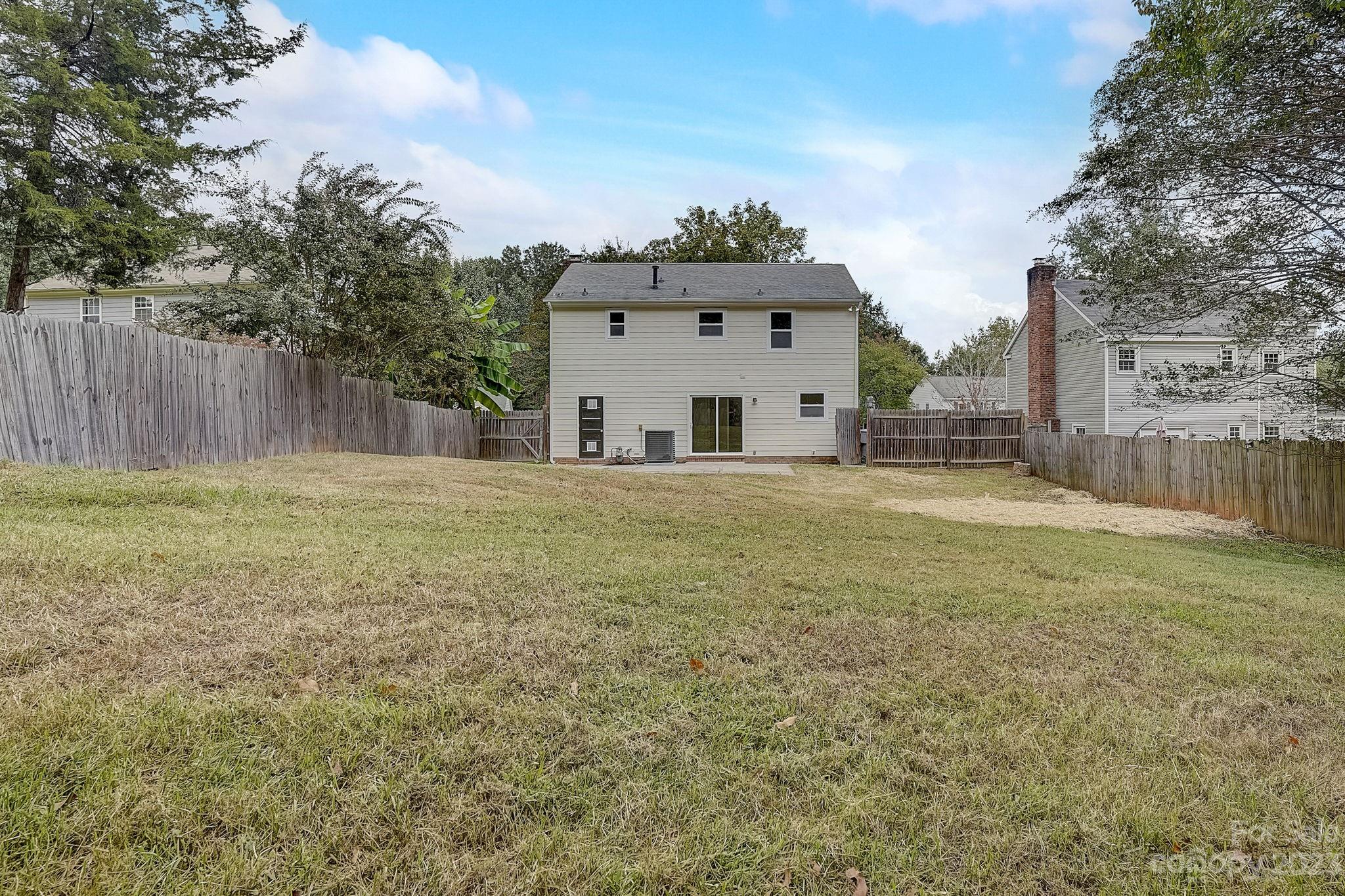 Old Oaks - Residential