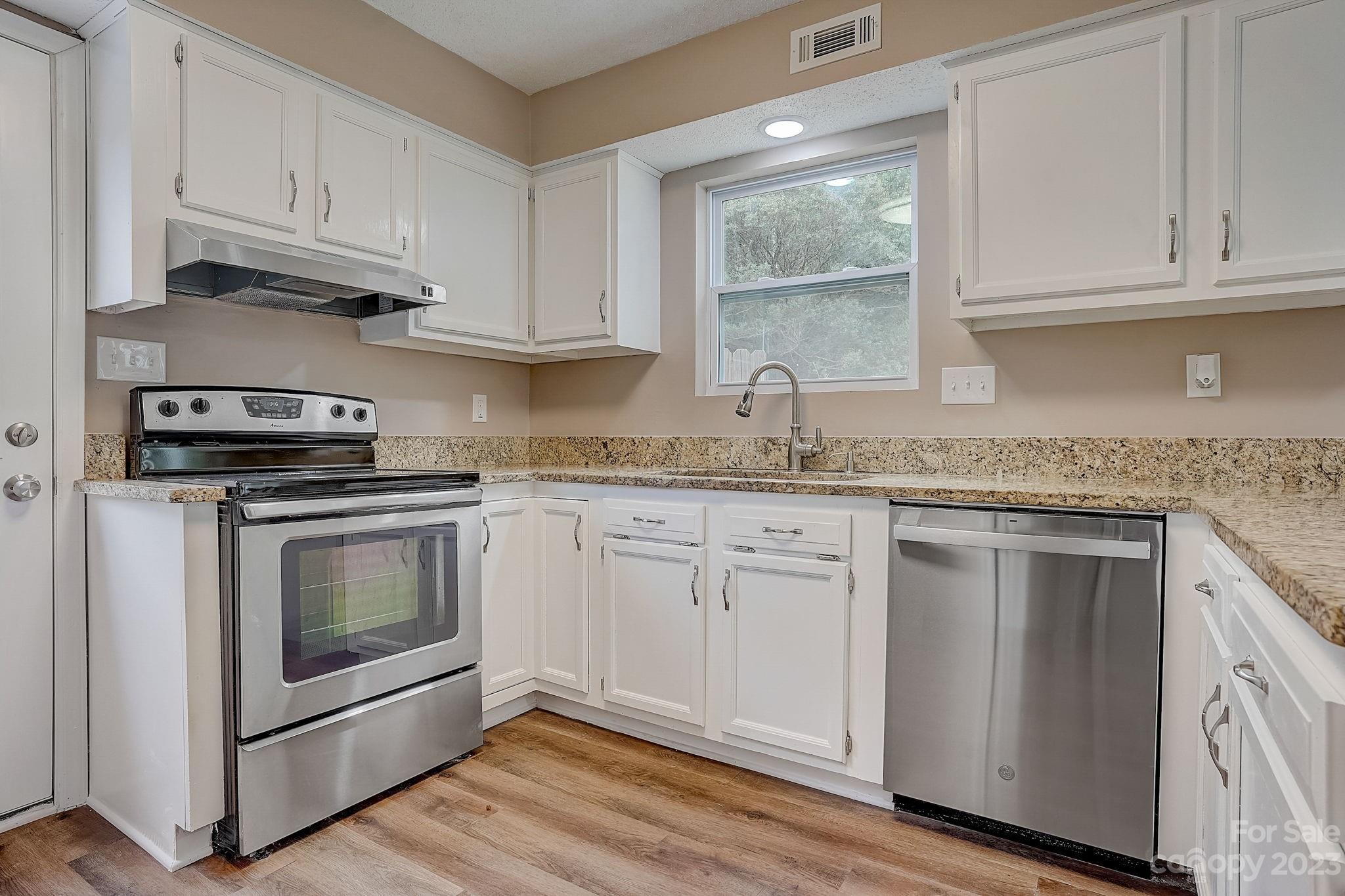 Old Oaks - Residential