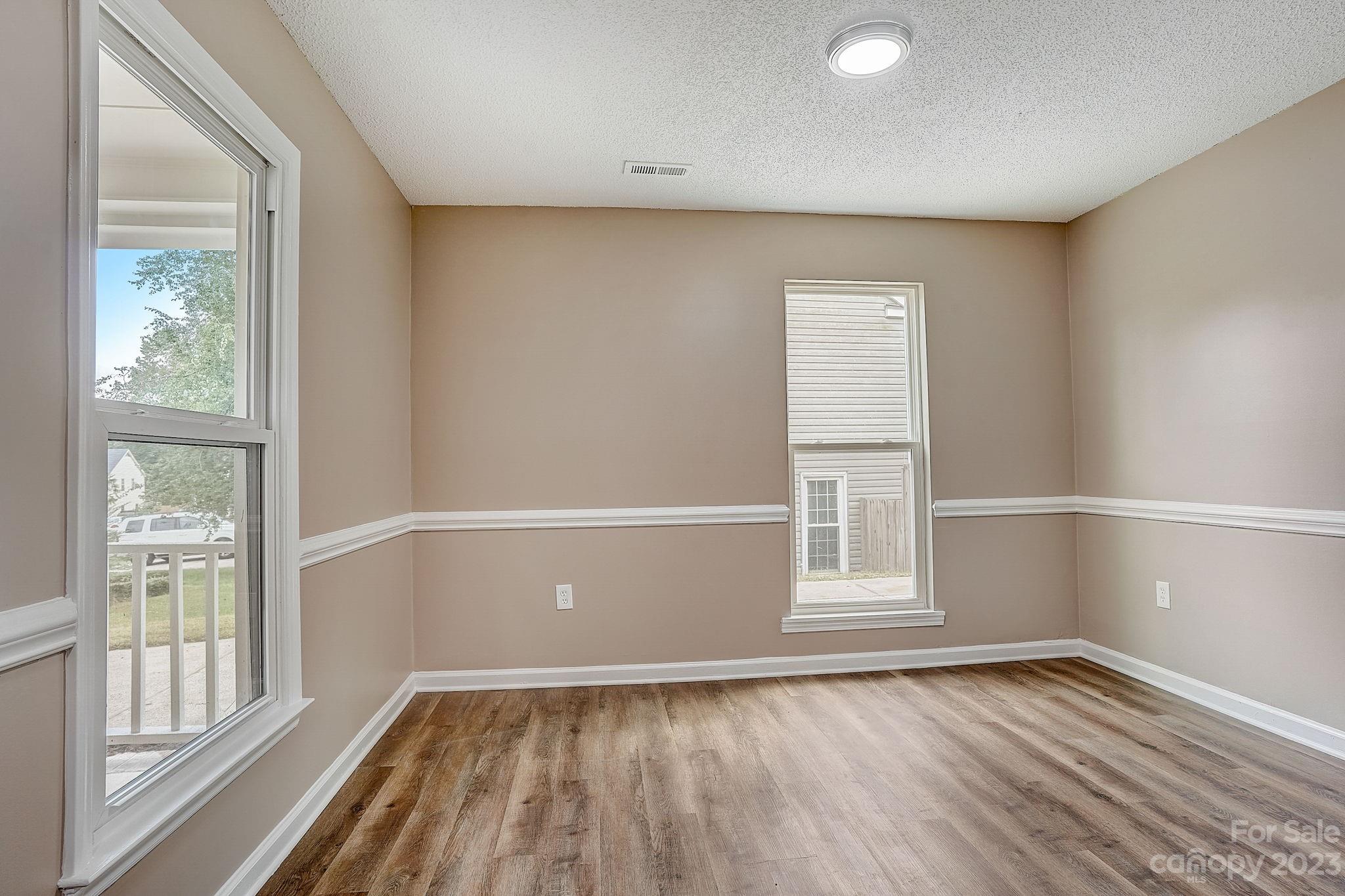 Old Oaks - Residential