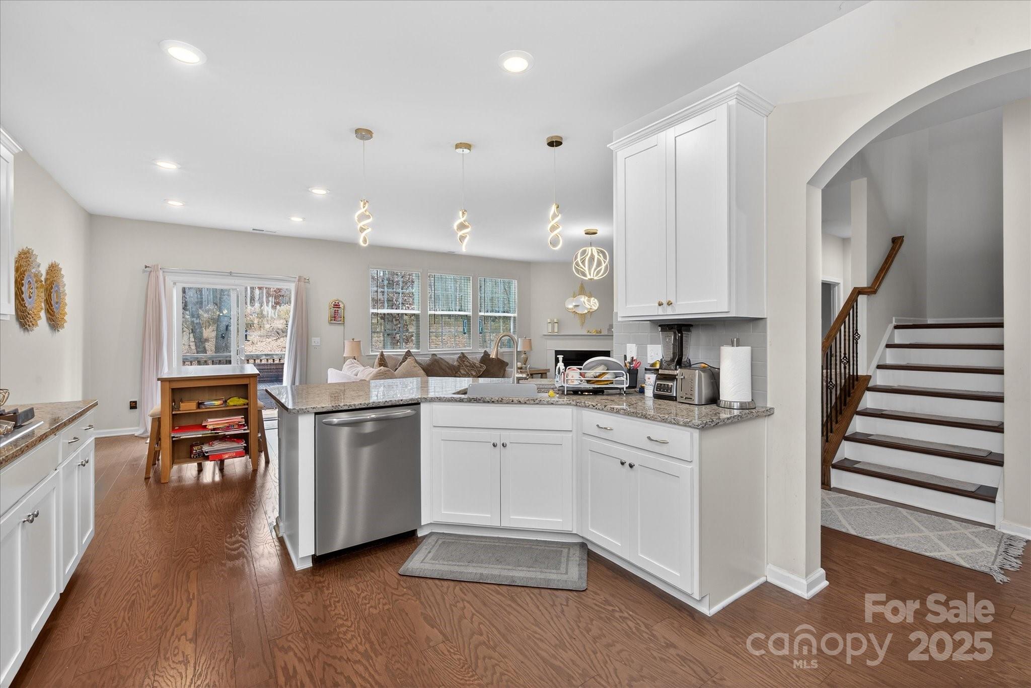 The Estates at Arlington Woods - Residential