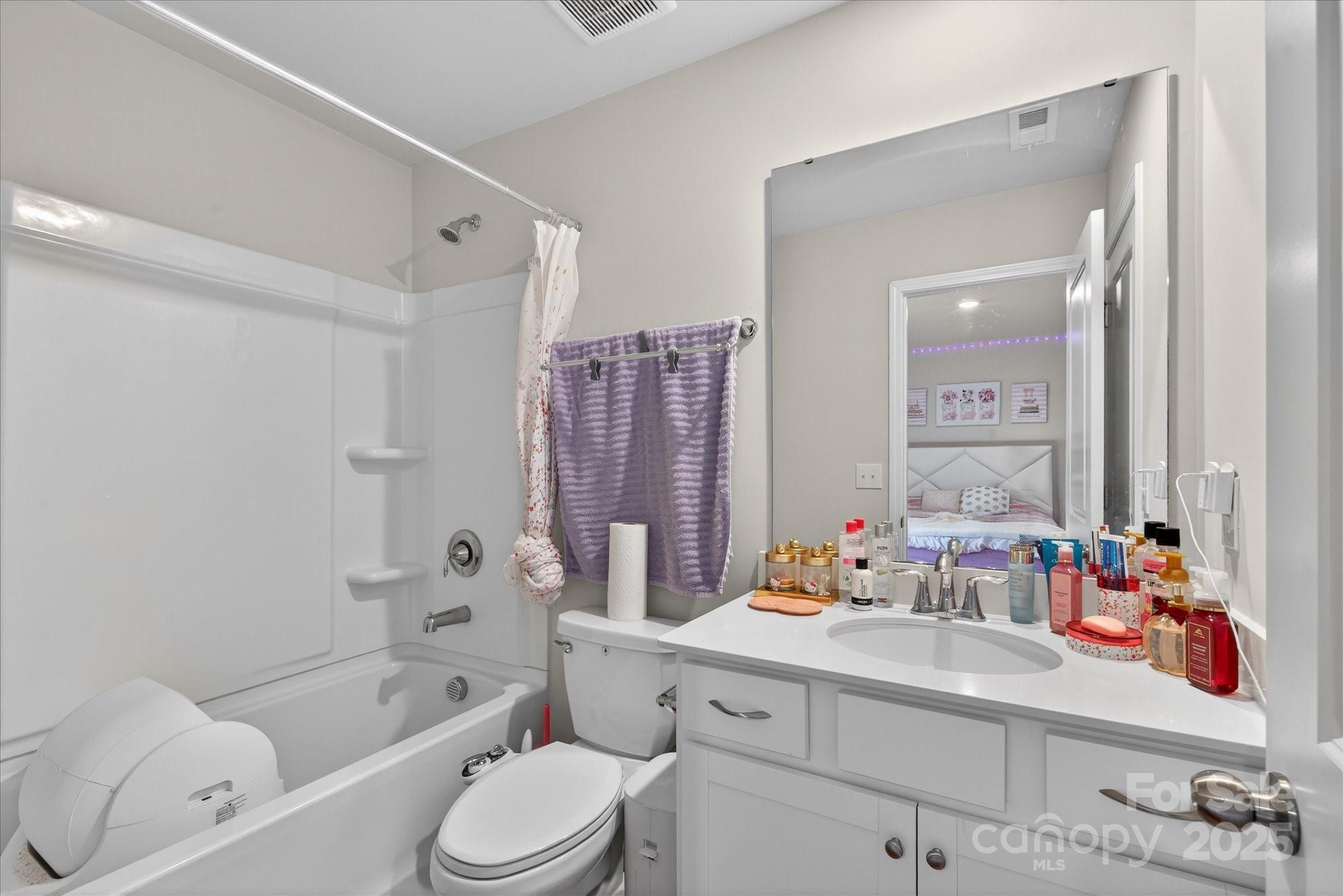 The Estates at Arlington Woods - Residential