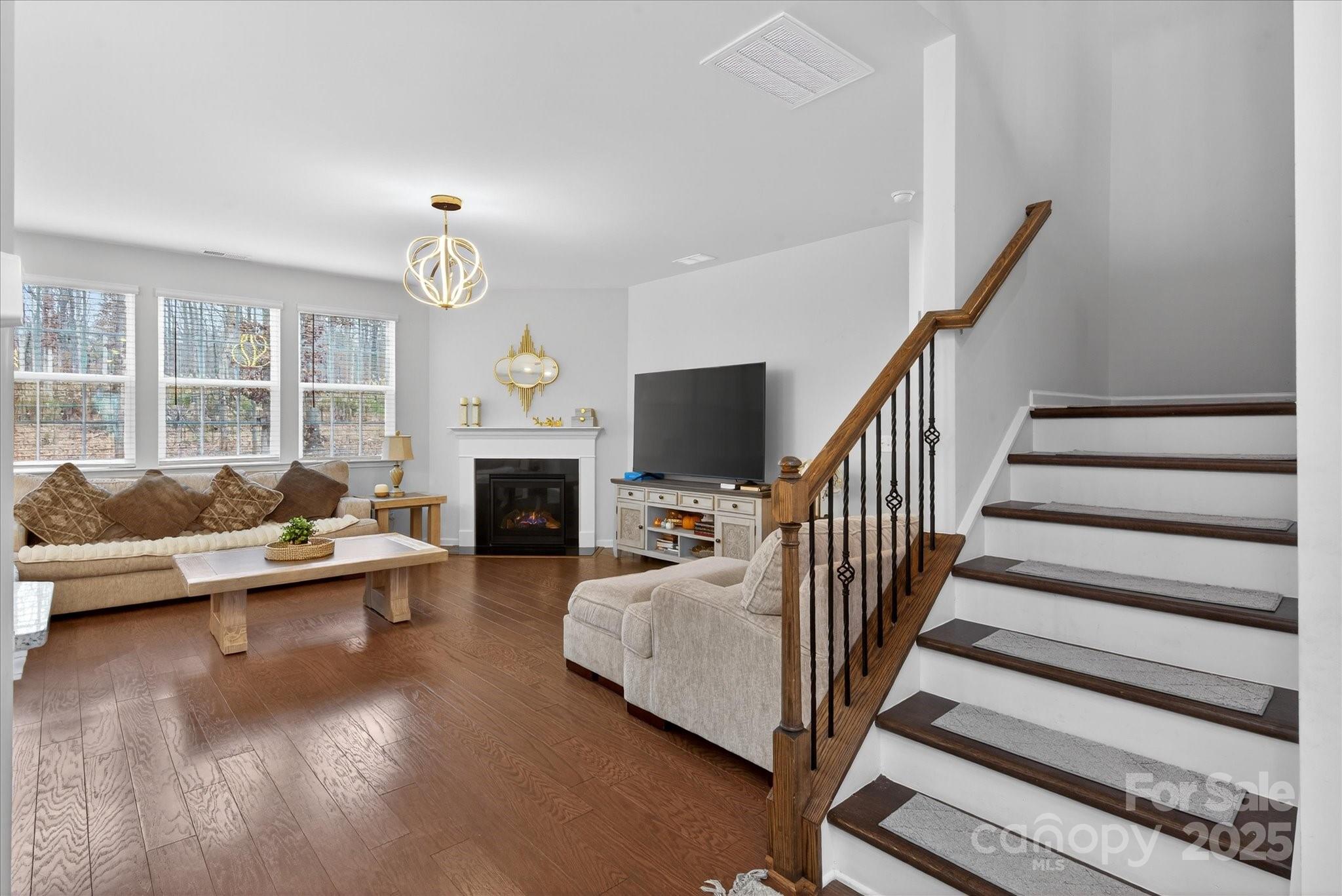 The Estates at Arlington Woods - Residential