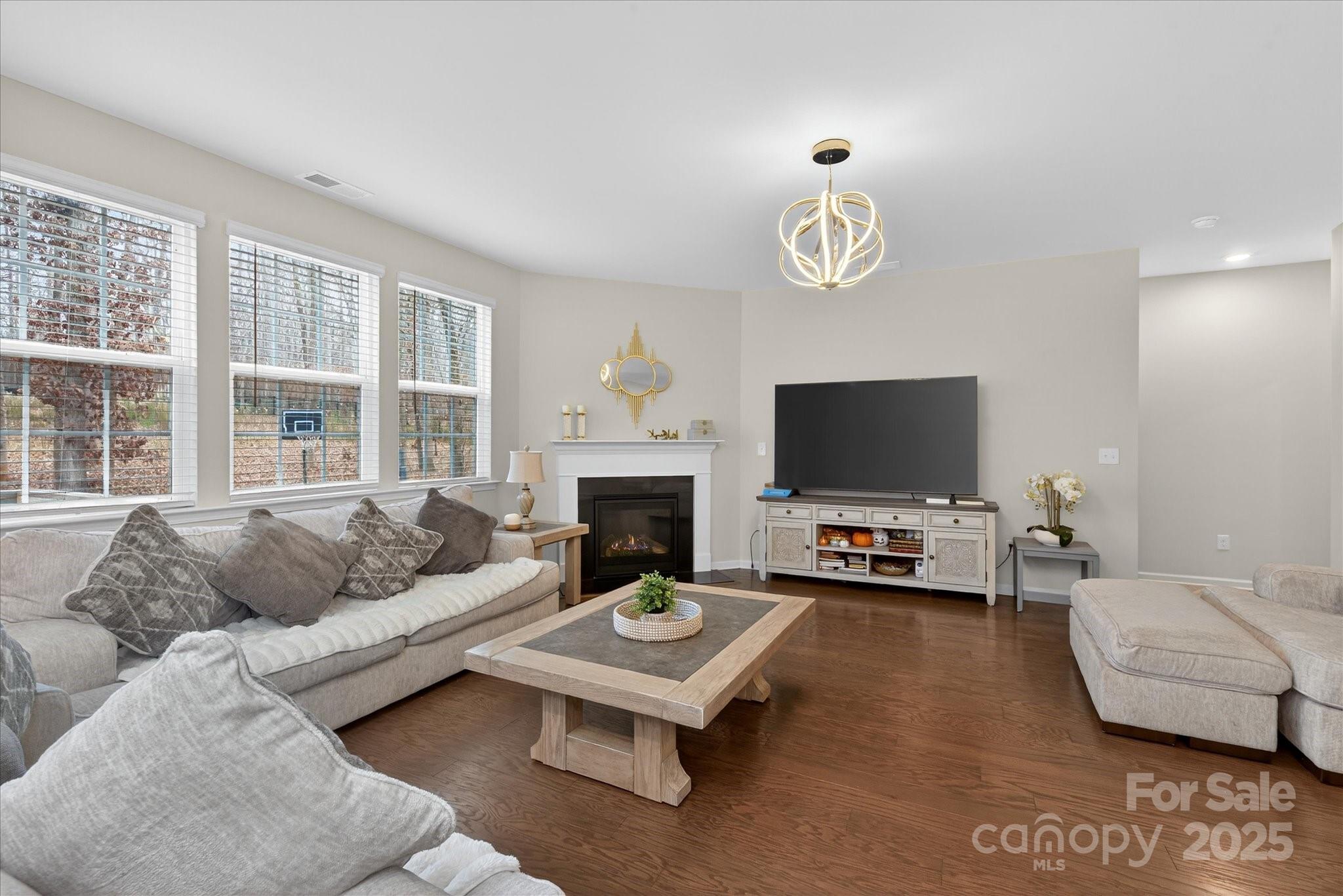 The Estates at Arlington Woods - Residential