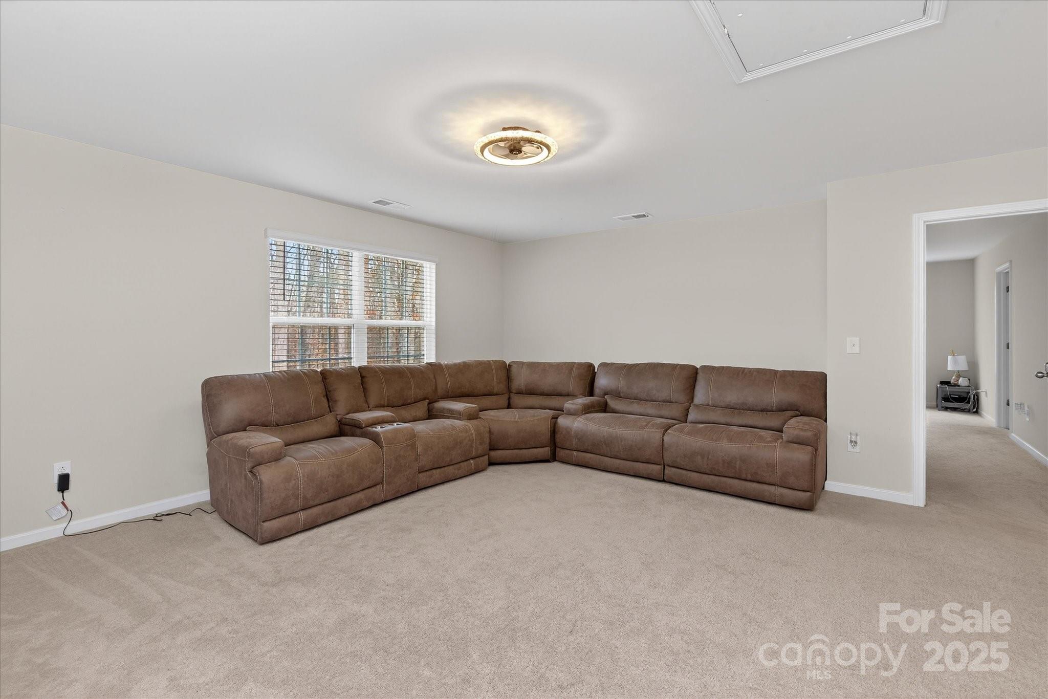 The Estates at Arlington Woods - Residential