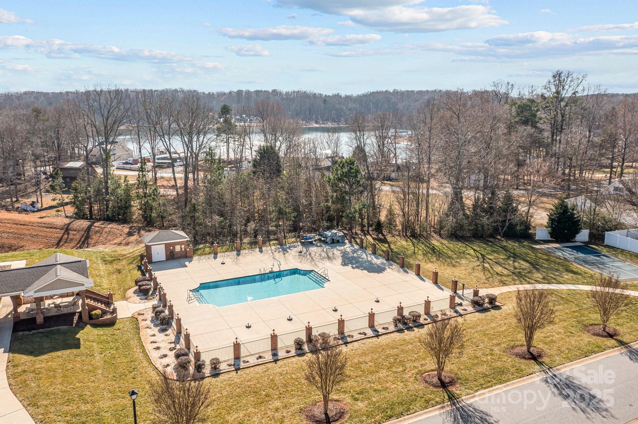 3 Cherry Way - Residential