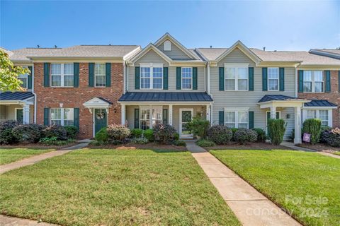 A home in Huntersville