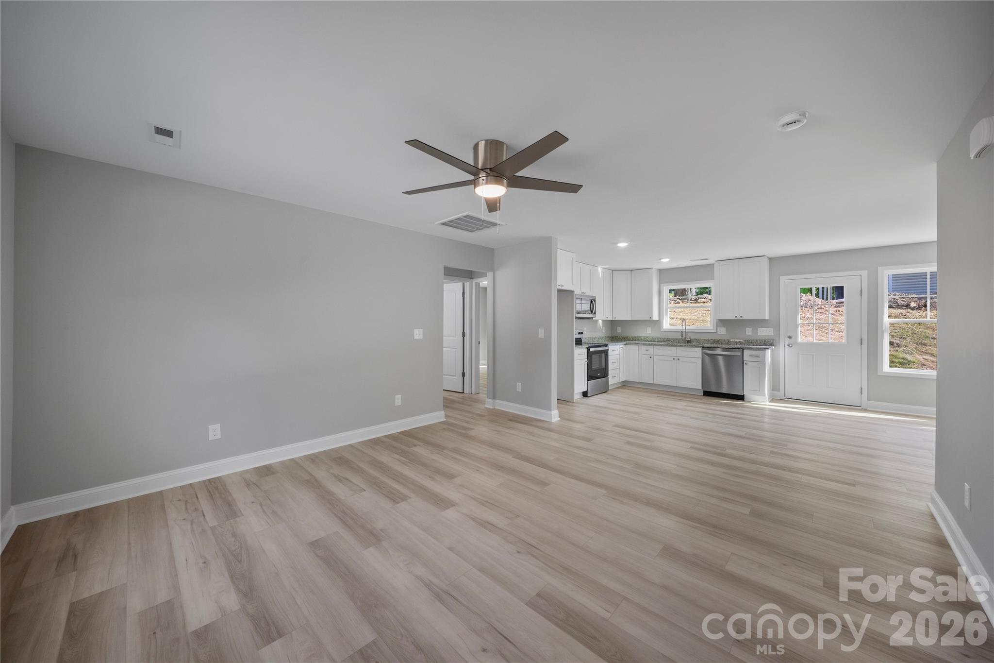 301 W 9th Street
