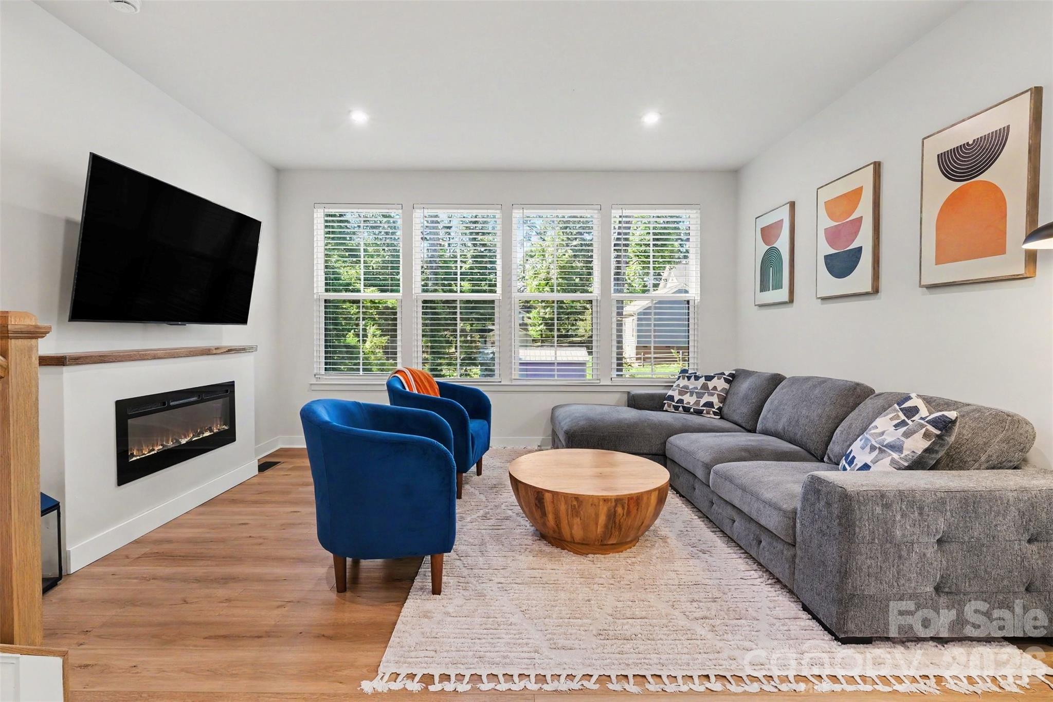 300 Twinflower Lane