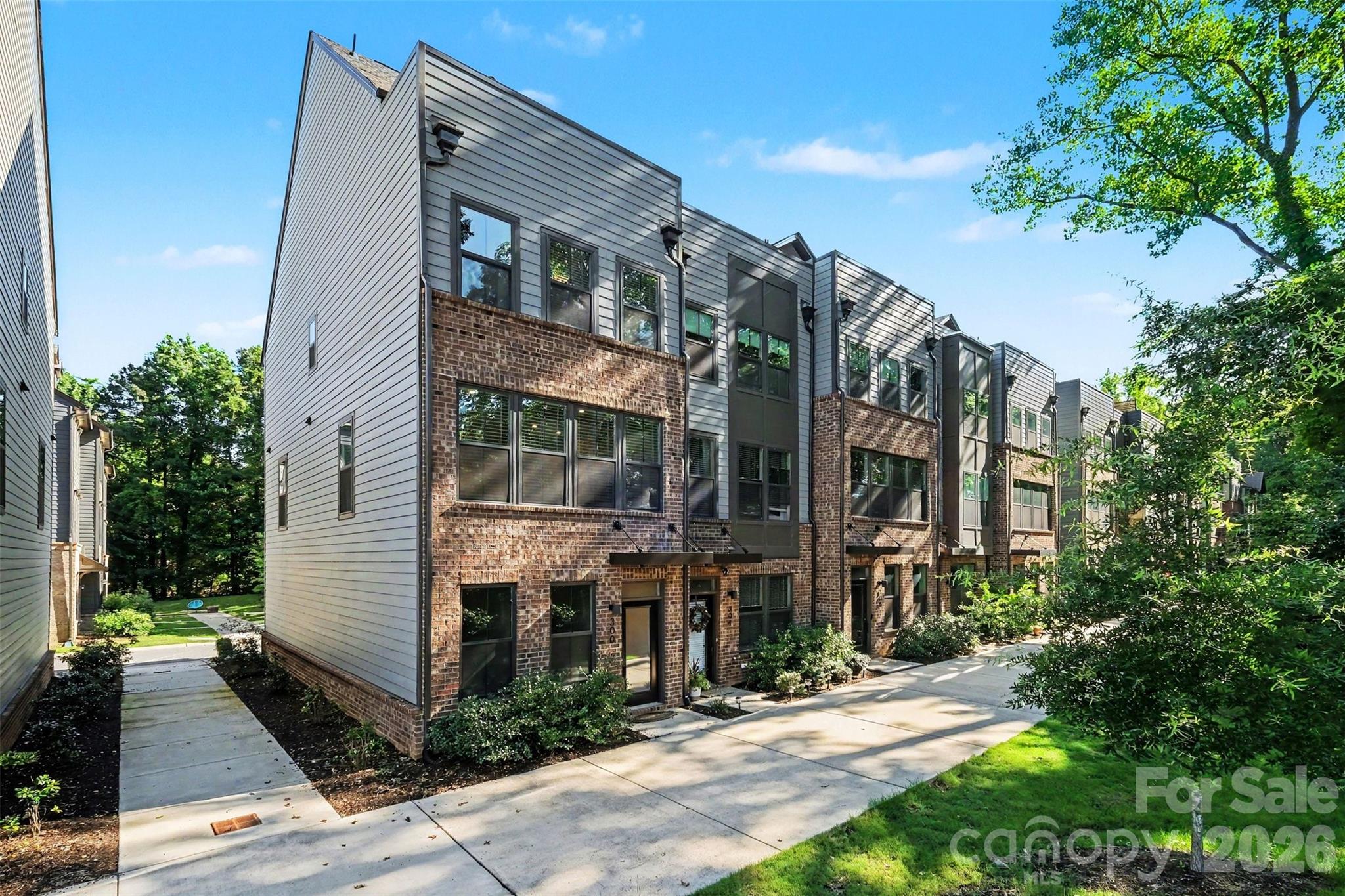 300 Twinflower Lane