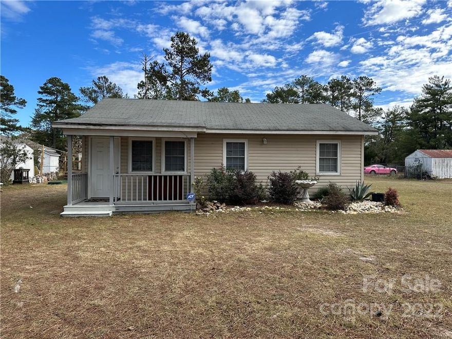 Adorable well maintained 2 BR/ 1 Full BA home. This home comes with all the upgrades already 
done for you and is completely move in ready. As you enter the kitchen you'll notice 
the granite countertops and beautiful back splash, this home features tile flooring through the house. Make this home yours before the NEW YEAR! Perfect home for first-time homebuyers and investors!!