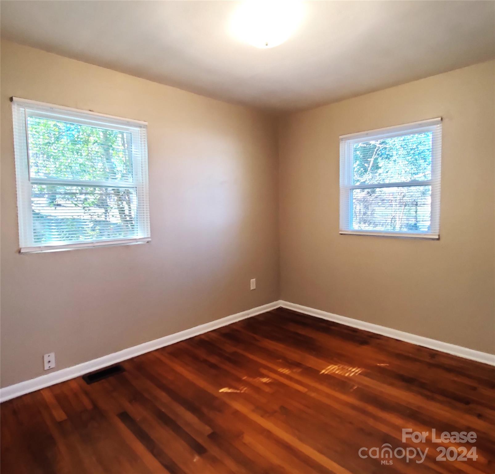 Enderly Park - Residential Lease