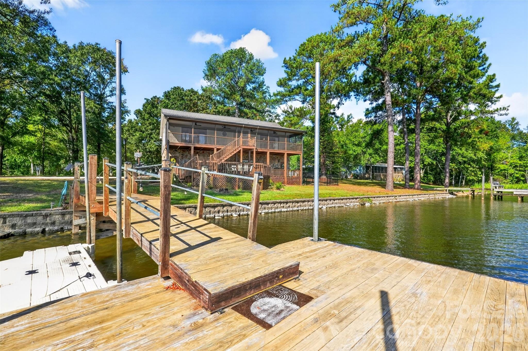 2154 Mohawk Drive