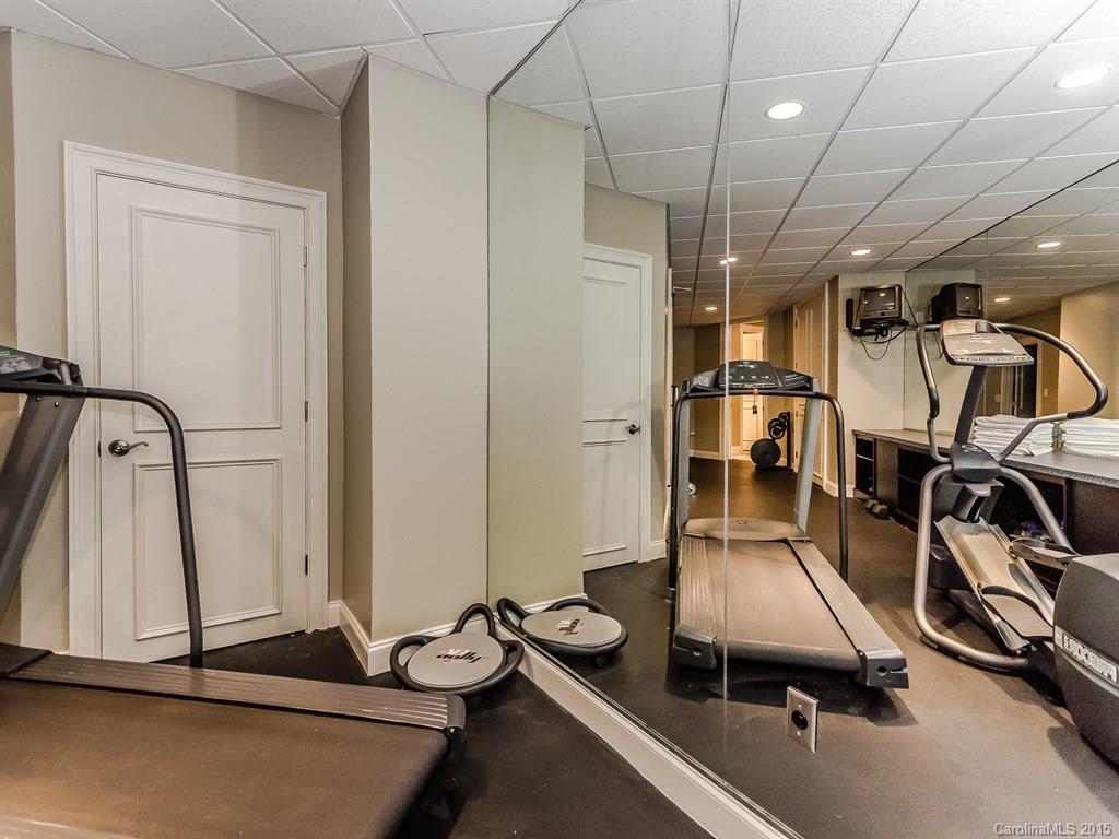 Quail Hollow - Residential