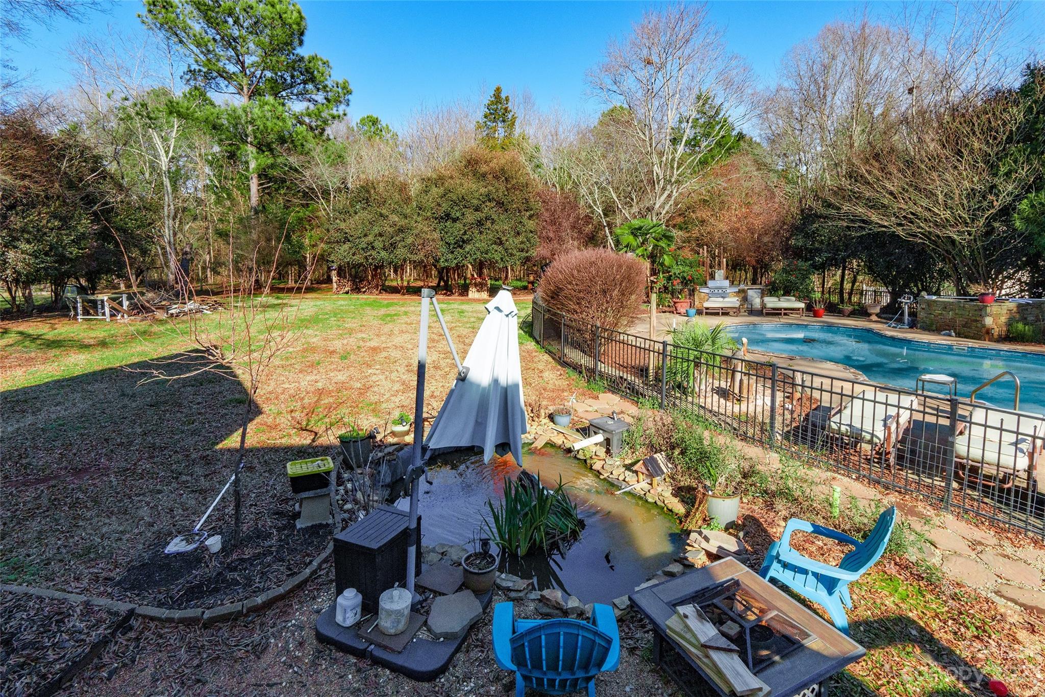 Jamestowne - Residential