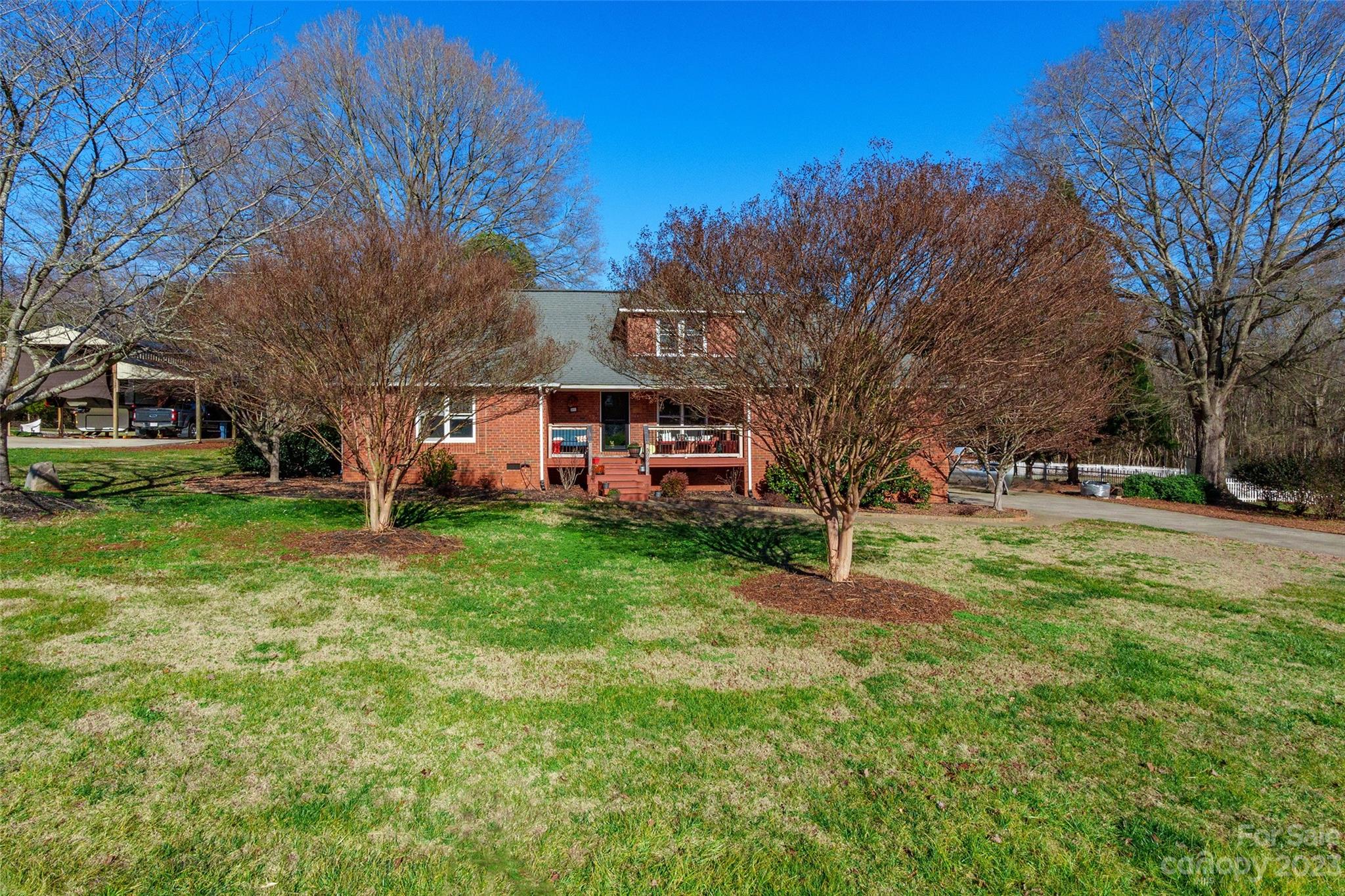 Jamestowne - Residential