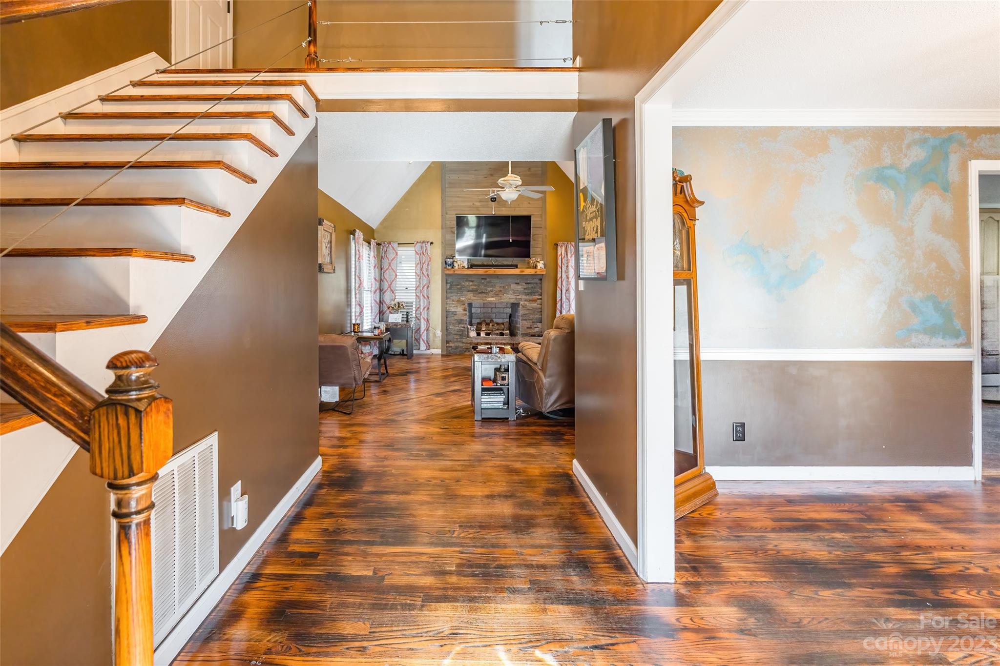 Jamestowne - Residential