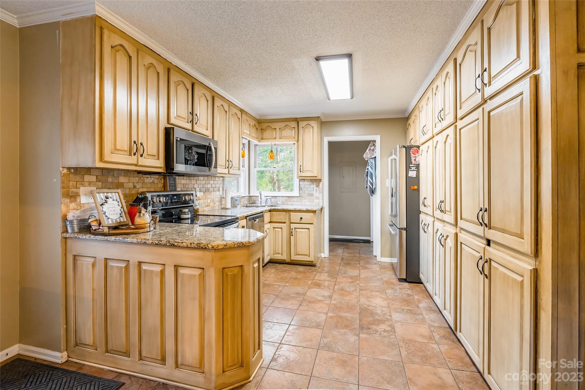 Jamestowne - Residential