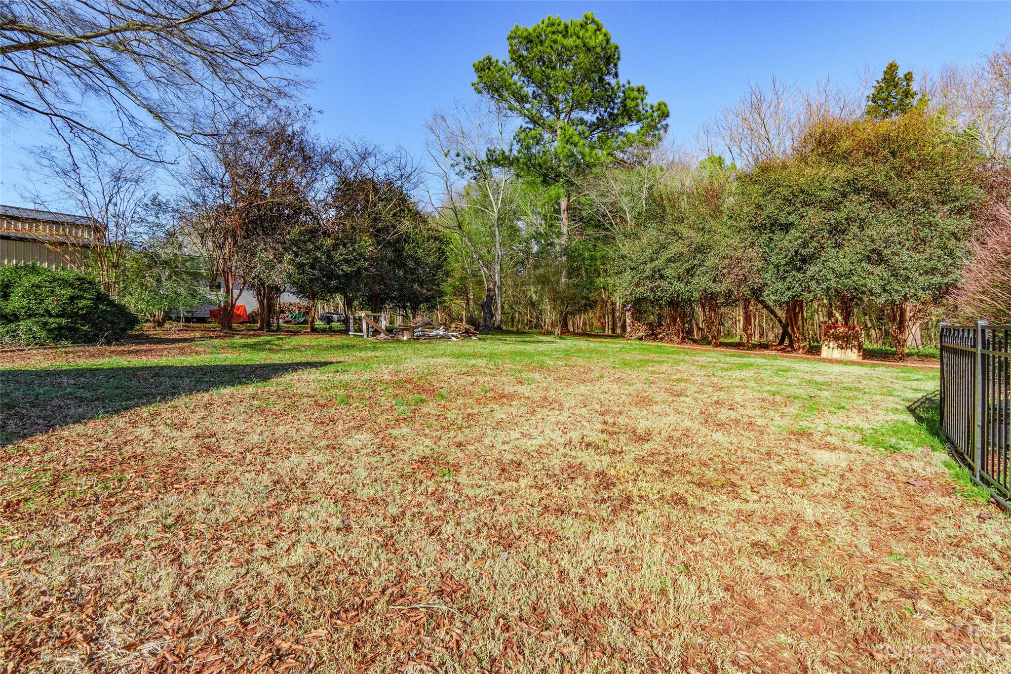 Jamestowne - Residential