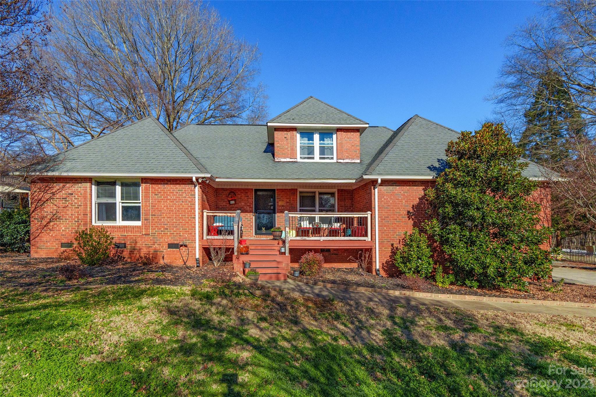 Jamestowne - Residential