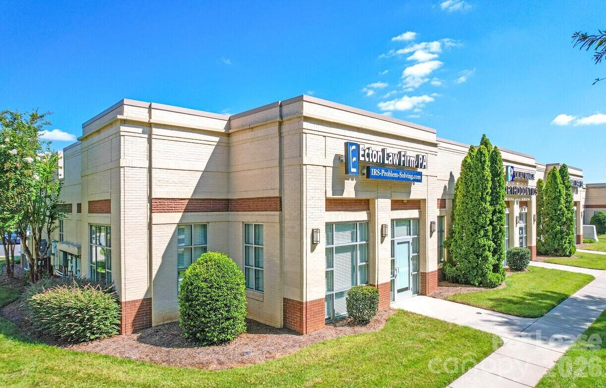 2620 W Arrowood Road