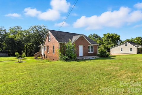 3544 6th Street Drive NW Hickory NC 28601