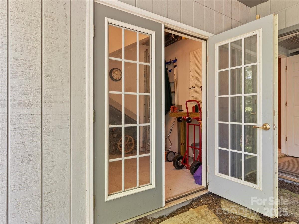 Connestee Falls - Residential