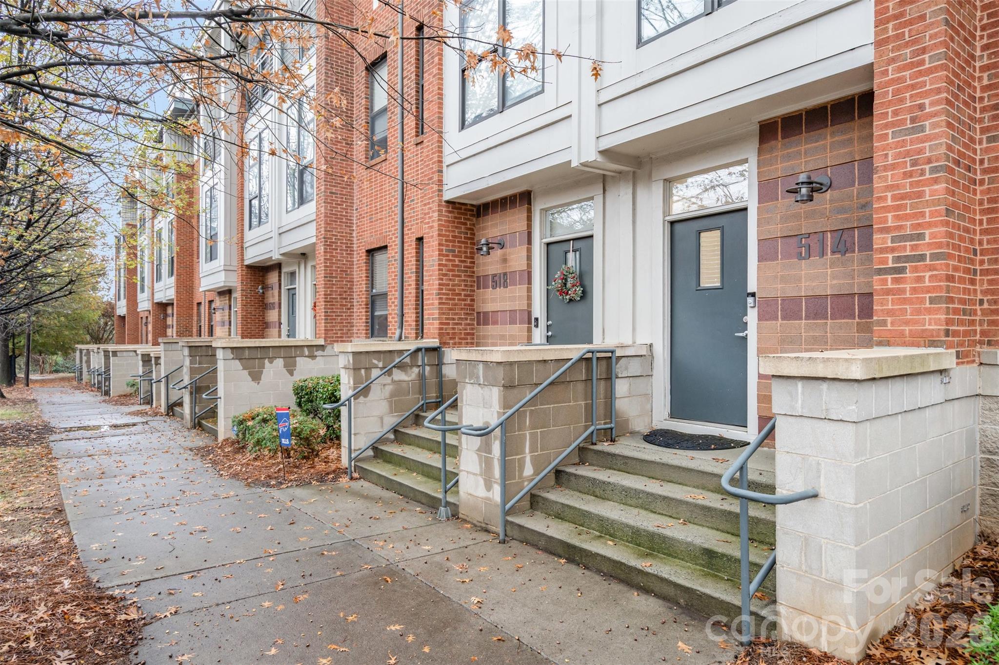 514 N Mcdowell Street