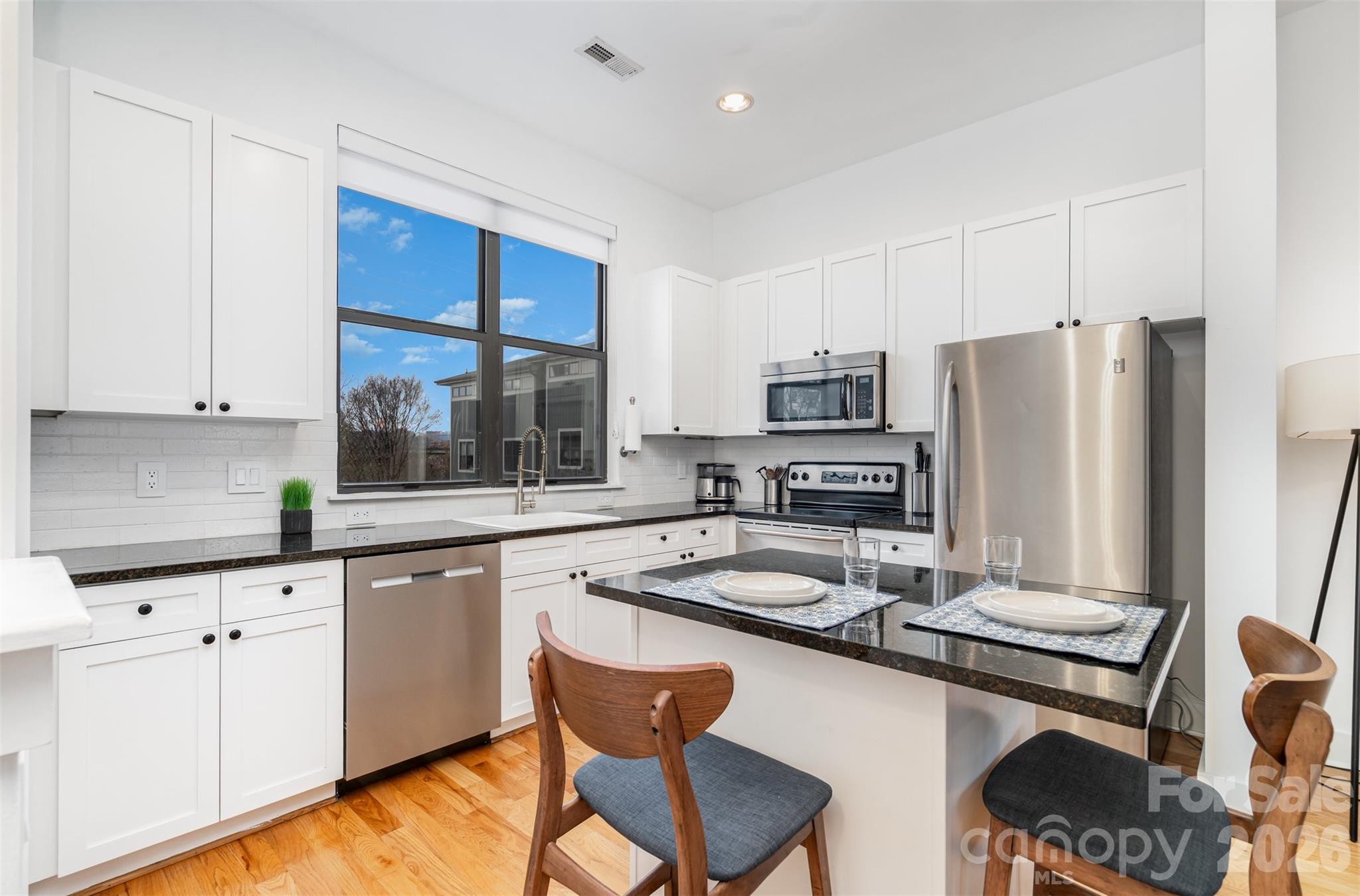 M Street - Residential