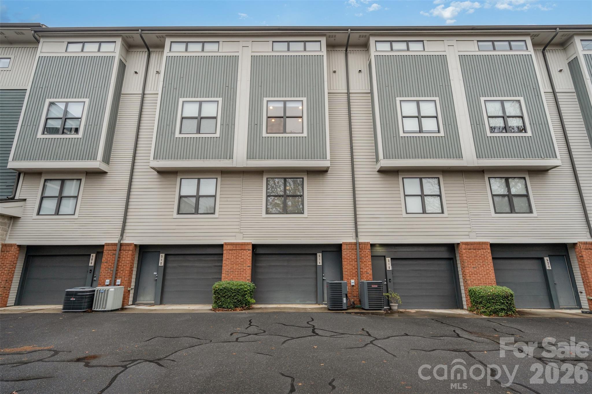 M Street - Residential