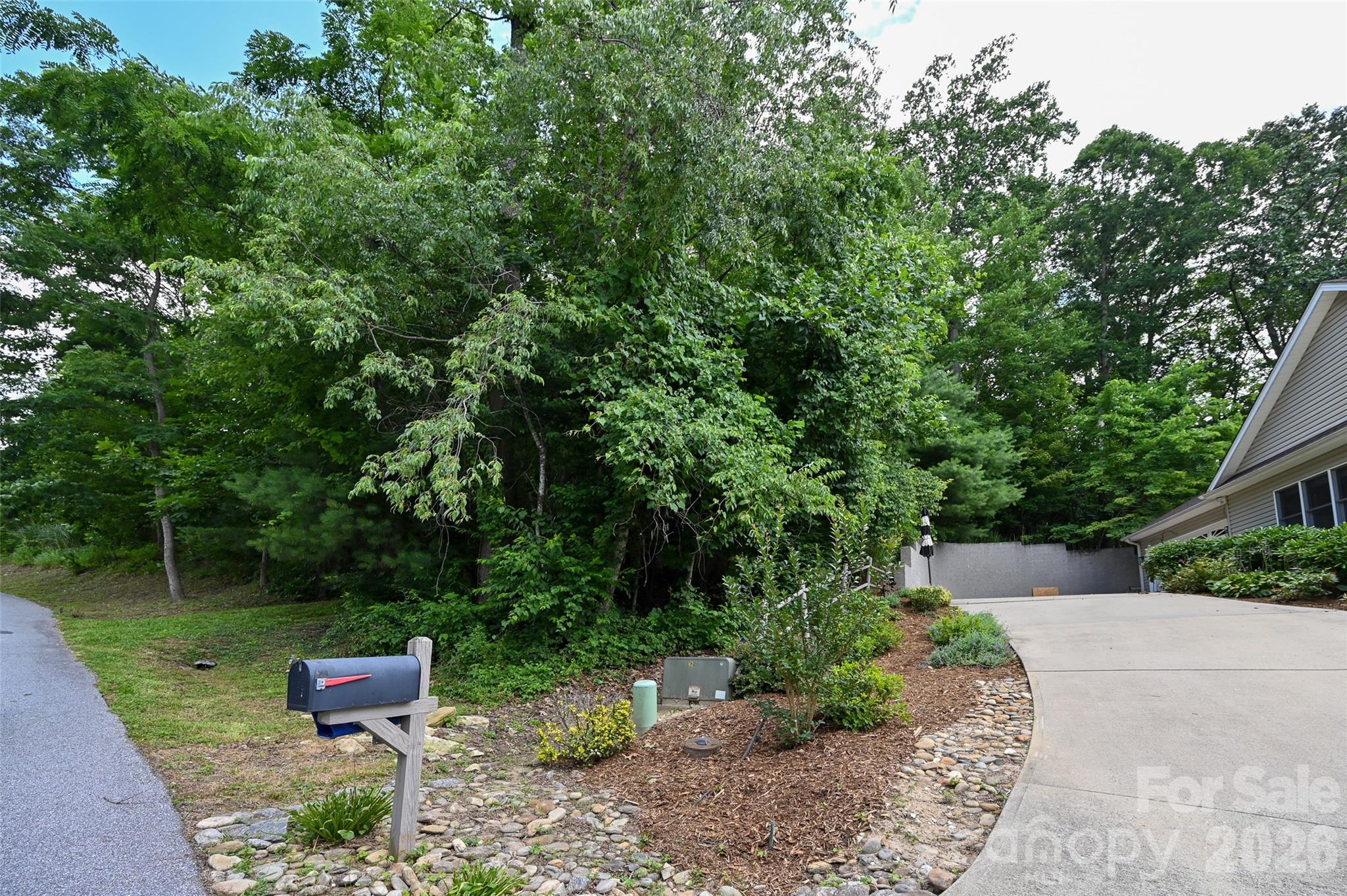 77 Carriage West Drive