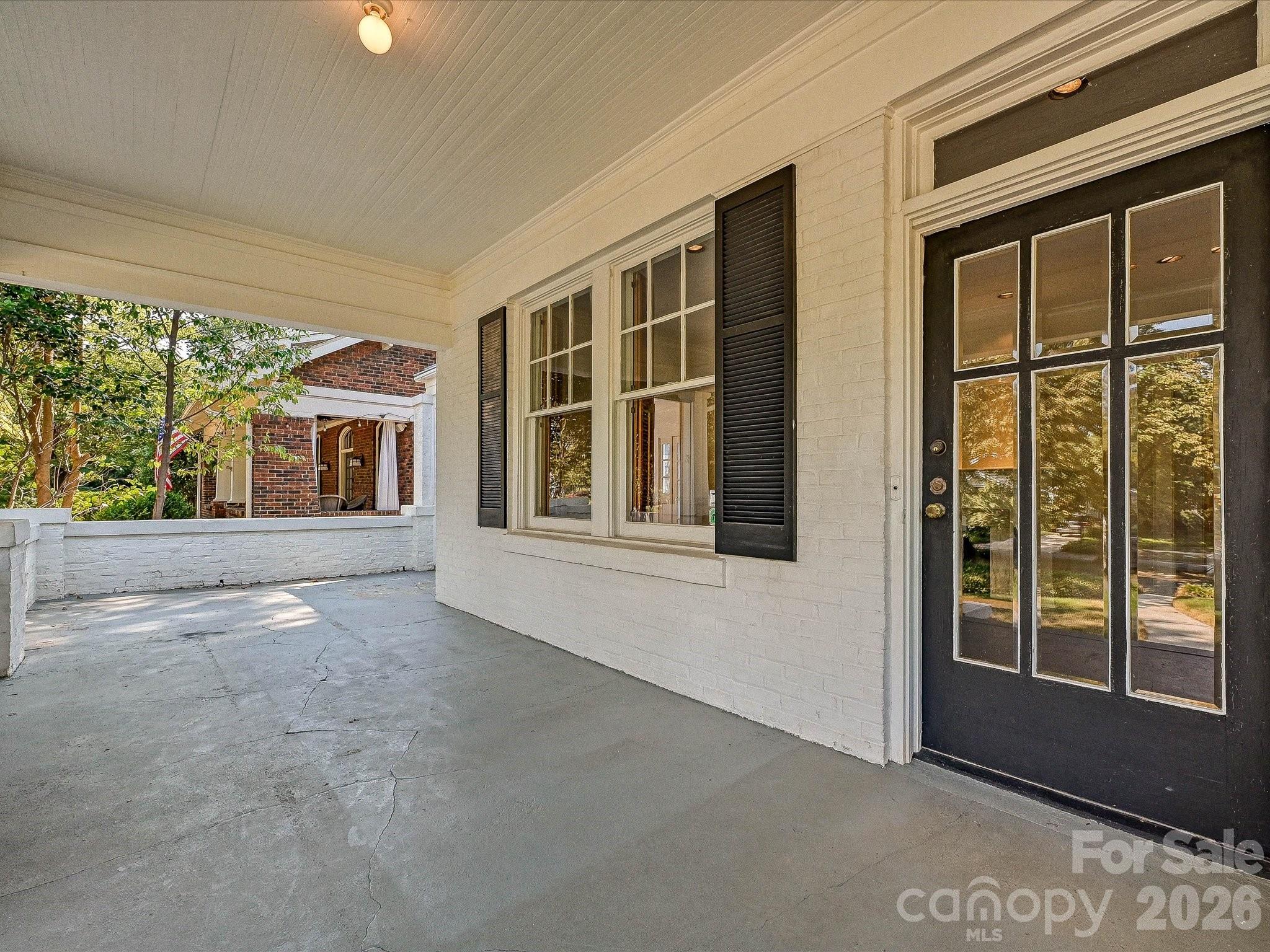 501 Hermitage Court