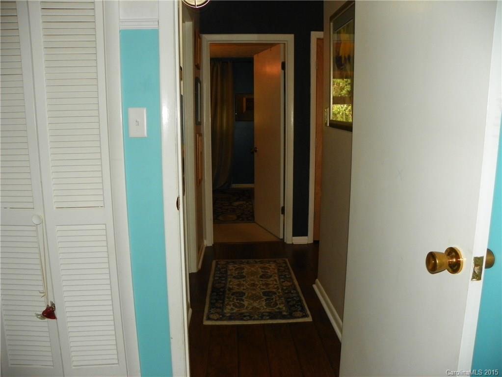 Royal Pines - Residential