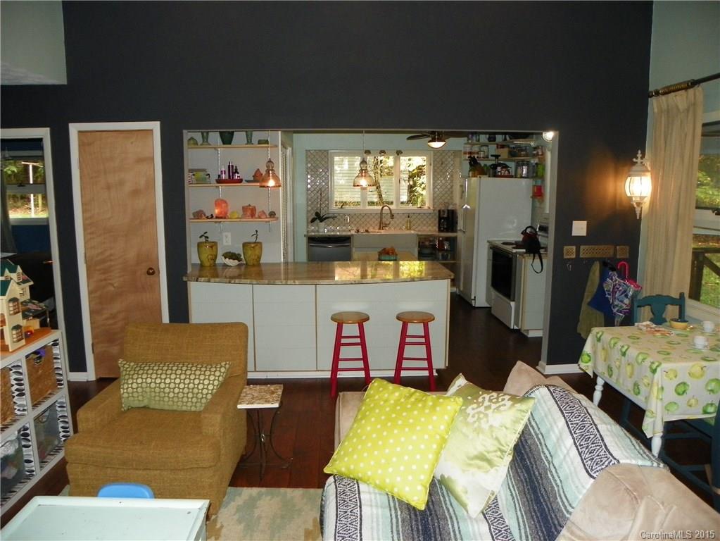 Royal Pines - Residential