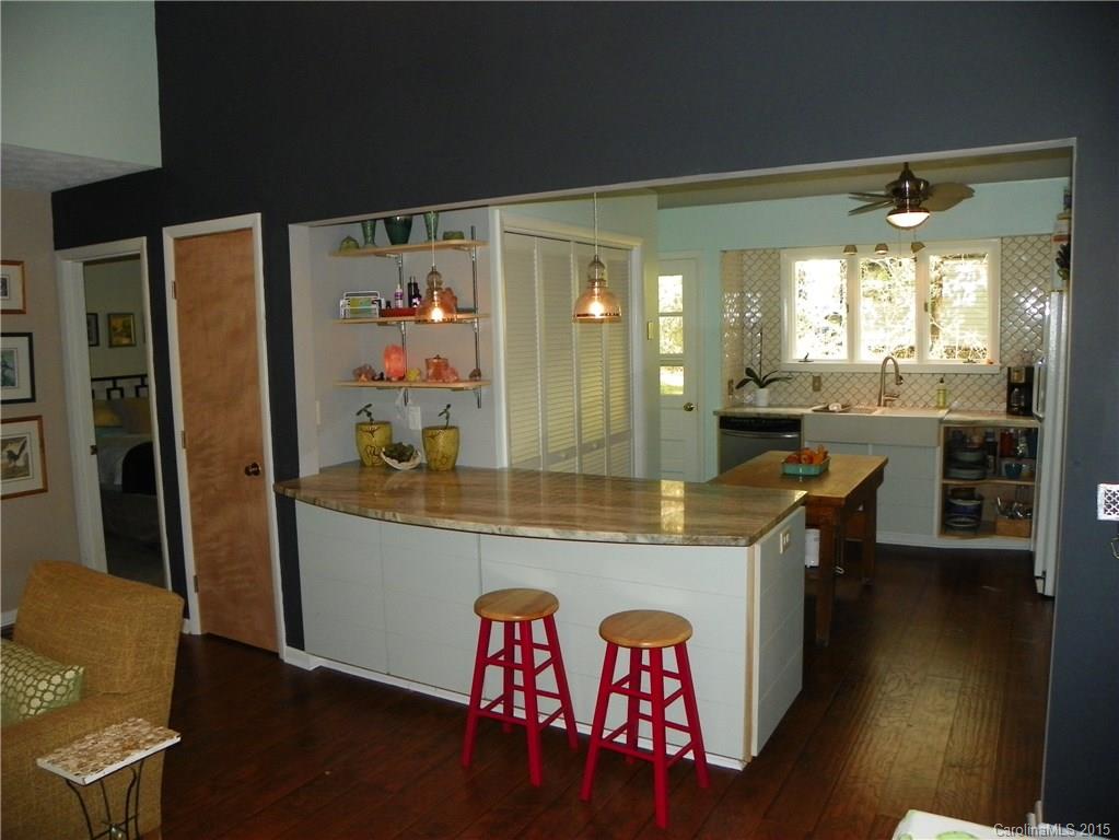 Royal Pines - Residential