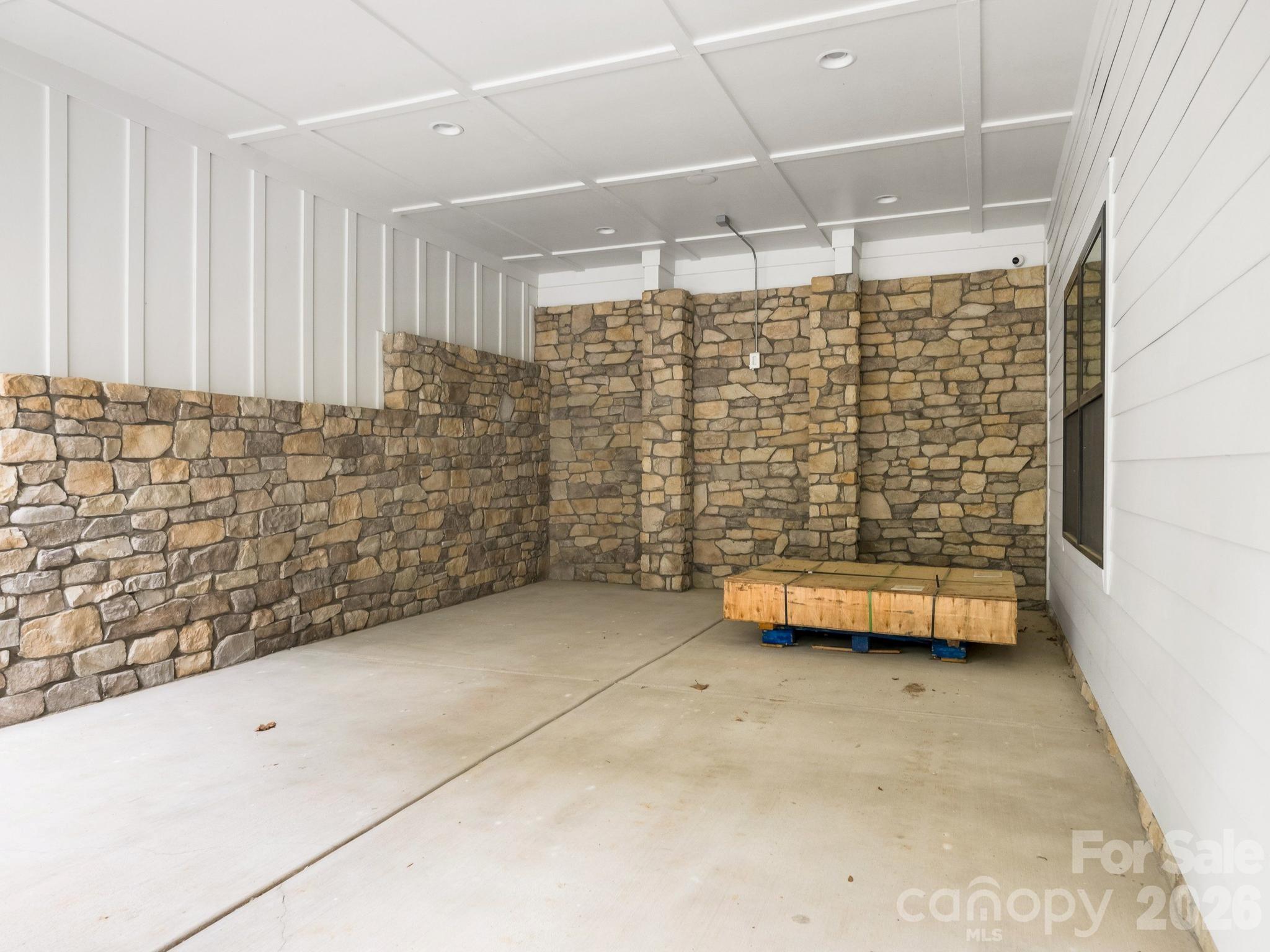 Beverly Woods East - Residential