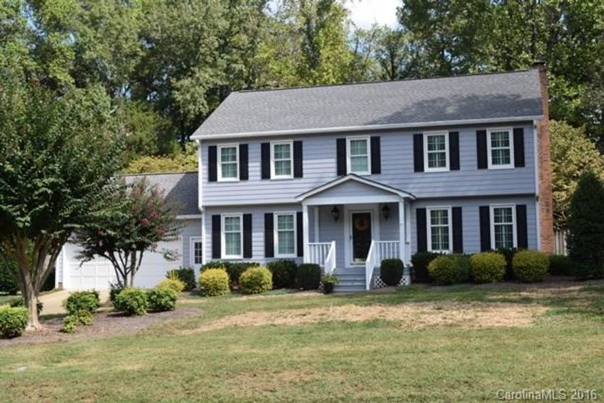 Great home in Swan Meadows neighborhood that has great access to I-77, shopping and restaurants! This home offers formal living areas, stainless appliances in kitchen w/ breakfast area that has nice view of the outdoor space. 5 bedrooms, 2.5 baths. Very well appointed screened porch with spacious seating. Inground pool, new vinyl replacement windows, full irrigation. Property goes back to drainage ditch, past the fenced area.   Inspection report is available upon request.