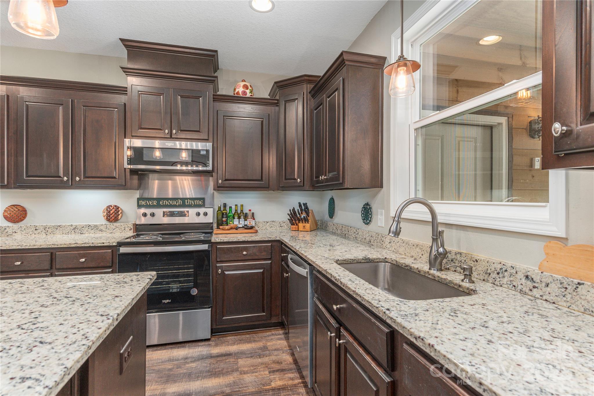 Smoky Mountain Retreat at Ridgewood Estates - Residential