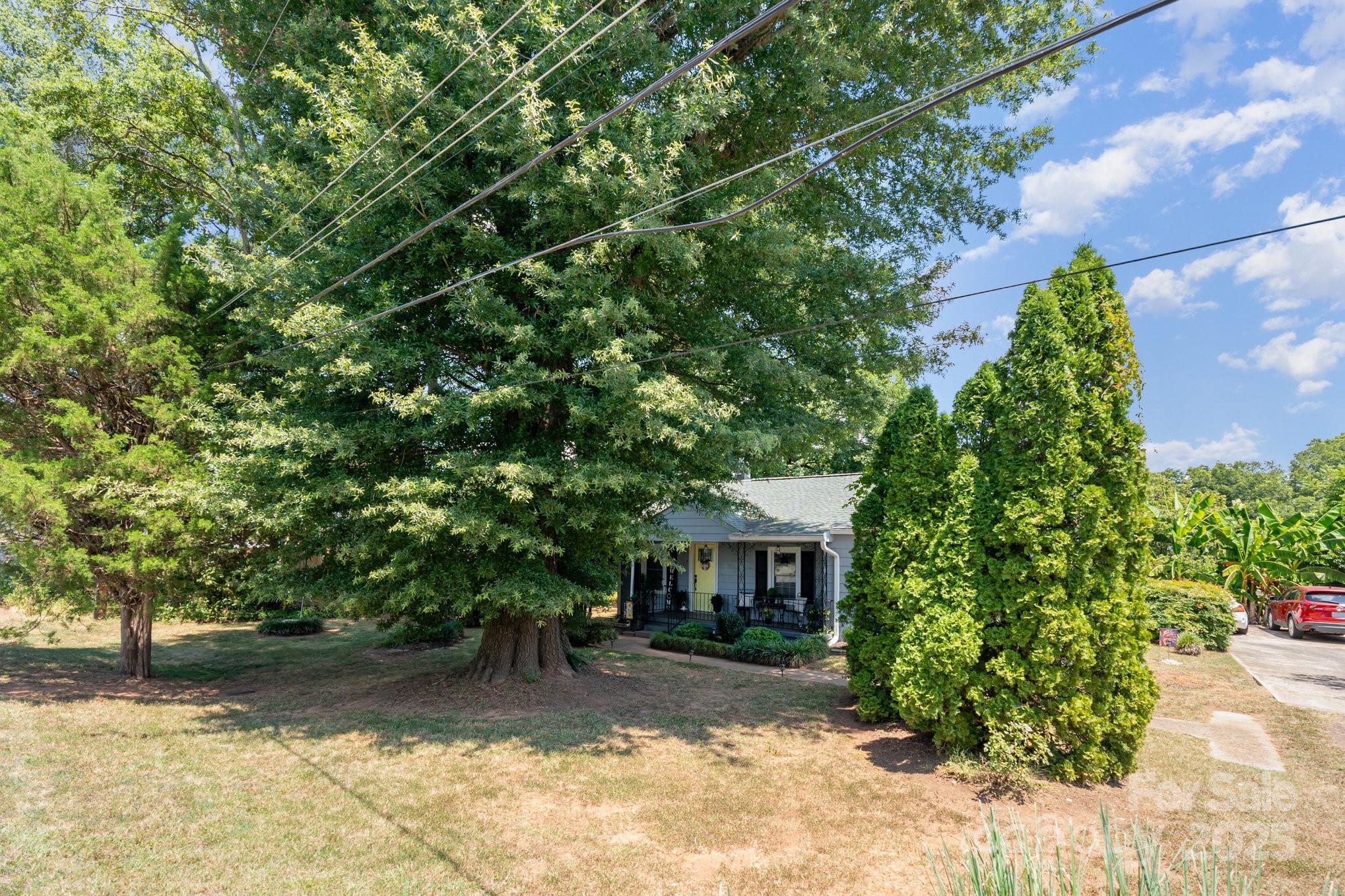 120 Abernathy Street
