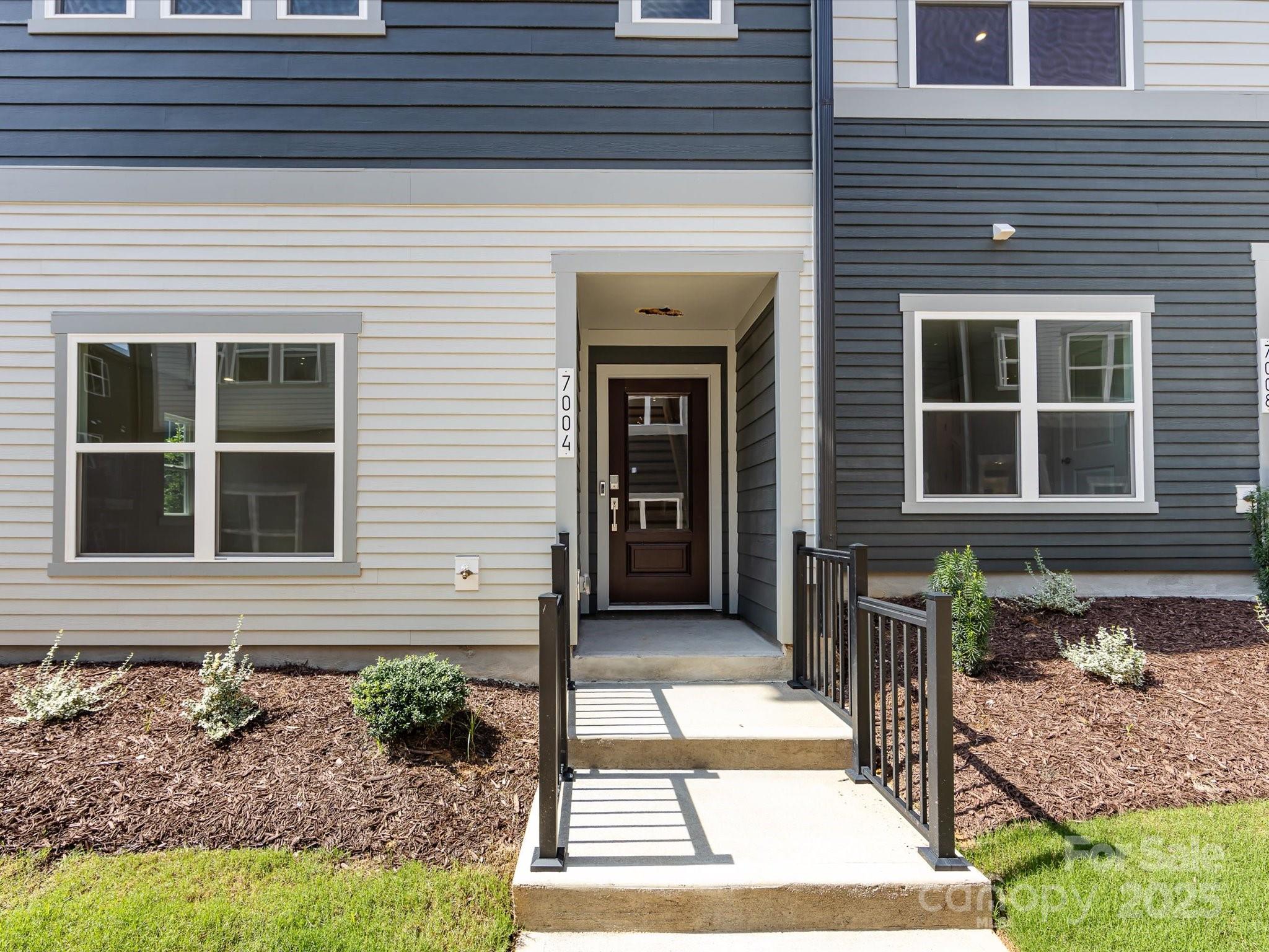 7004 Impulse Court