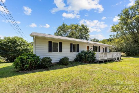 204 Cedar Hill Road Asheville NC 28806