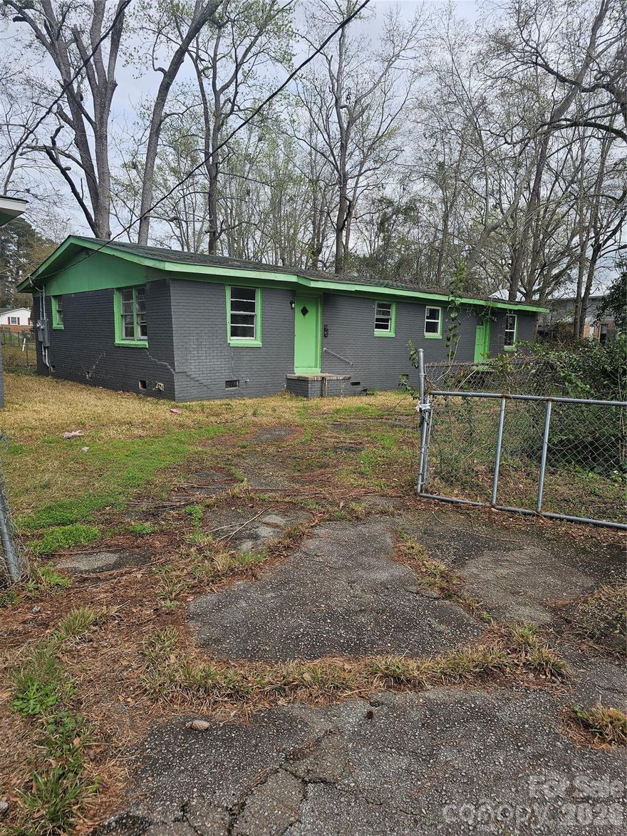 Investor Special – Income-Producing Opportunity in Orangeburg, SC!
Attention investors! Don’t miss this quadruplex opportunity at 1660 Windsor Street offering strong income potential and value-add upside.
This multifamily property features 4 units (8 bedrooms / 4 bathrooms total) with approximately 3,600 sq ft, making it an ideal addition to any rental portfolio. This property has a solid brick construction, the property includes front and rear porches for each unit, off-street parking, and a functional layout suited for long-term tenants.
Located in an established area of Orangeburg, the property offers convenient access to local amenities, schools, and employment centers—making it attractive for consistent rental demand.