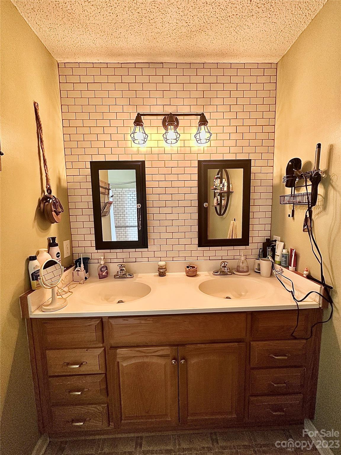 Westglow - Residential